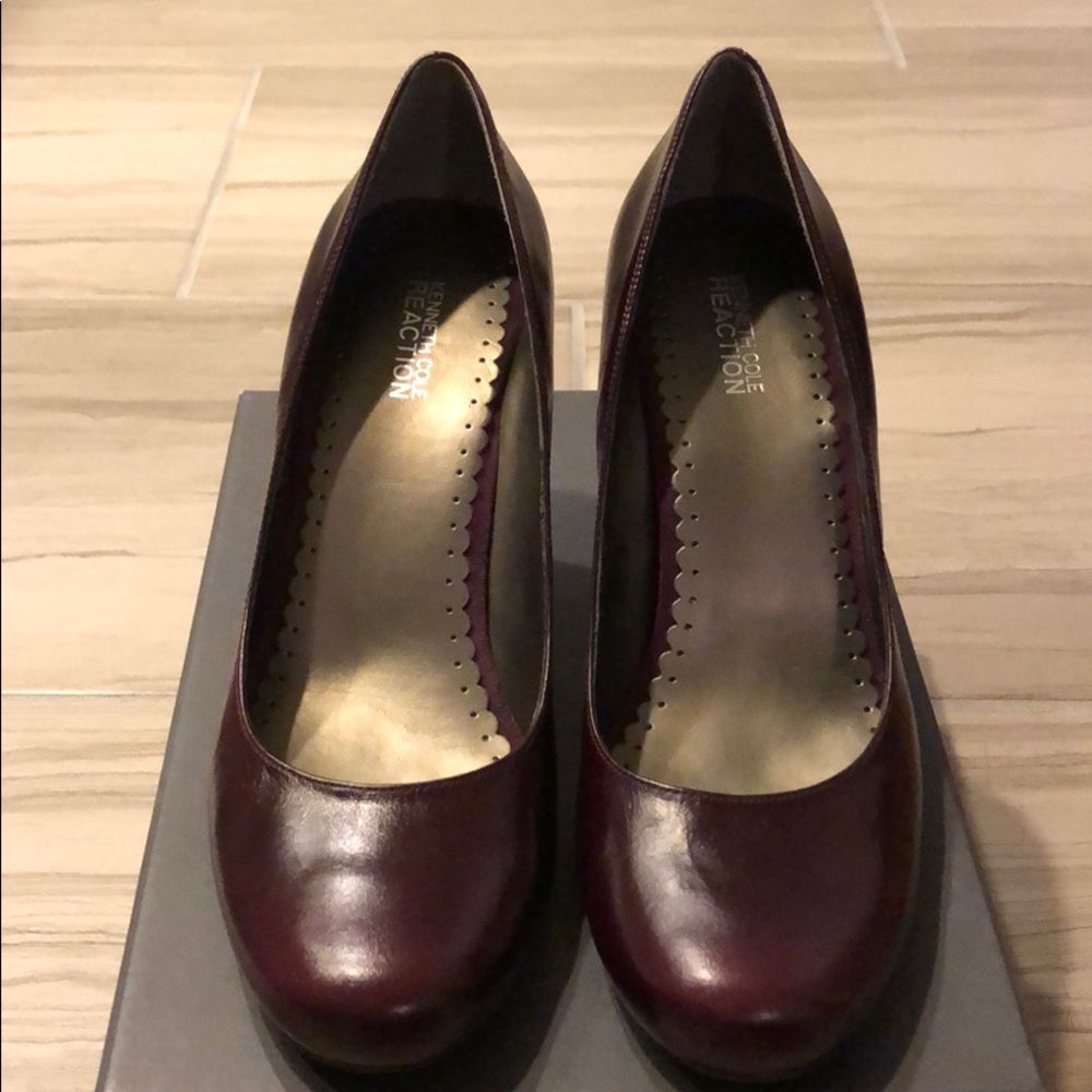 Kenneth Cole Reaction Swim N Fool high heel